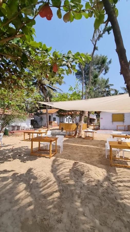 The Coco Leaf Cafe Gokarna (Karnataka) Exterior photo