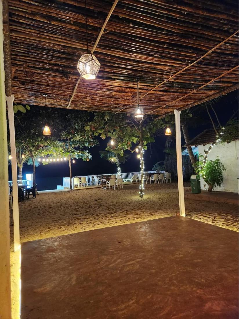 The Coco Leaf Cafe Hotel Gokarna  Exterior photo