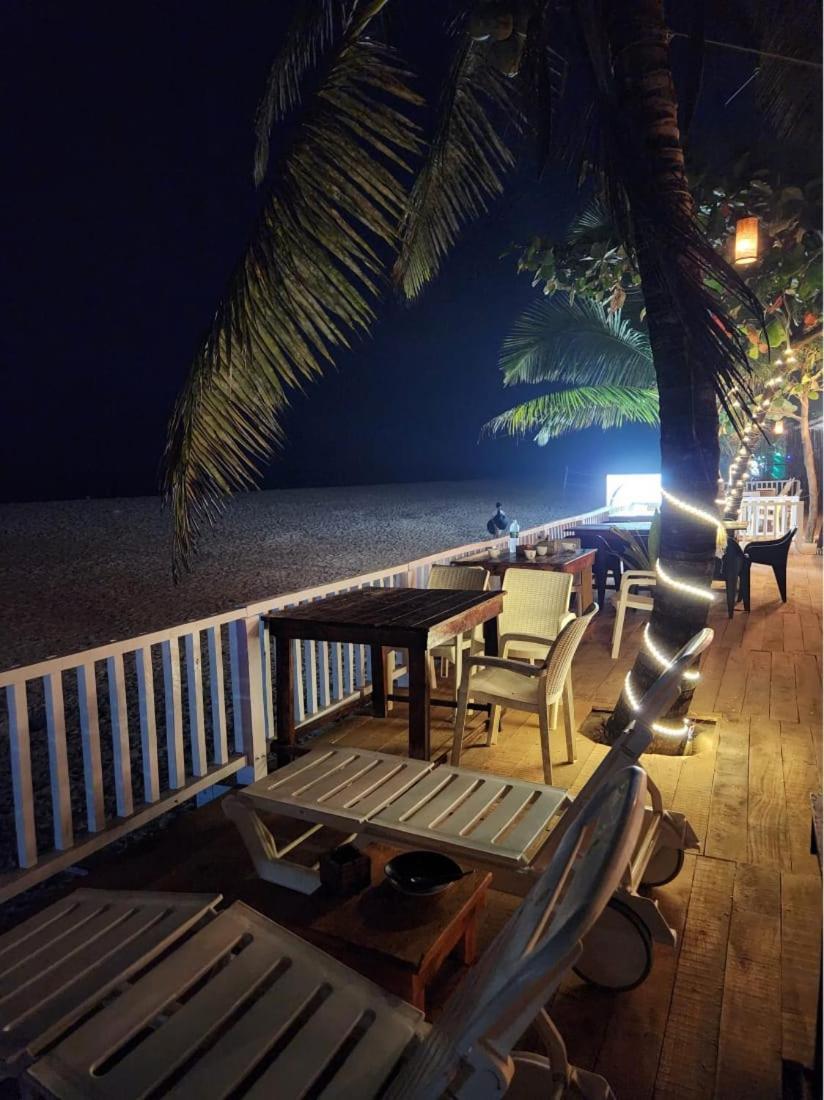 The Coco Leaf Cafe Hotel Gokarna  Exterior photo